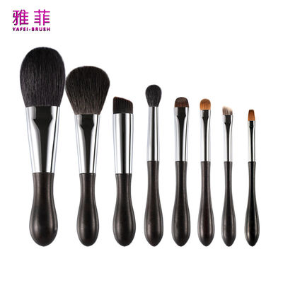 082428 Maßgeschneiderte professionelle High-End Make-up-Bürste mit Sandelholz-Griff
