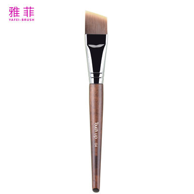 TOUCH UP 04 Stiftungsbürste Synthetische Haare Kupfer Multifunktionale Winkel Make-up-Bürste Hersteller